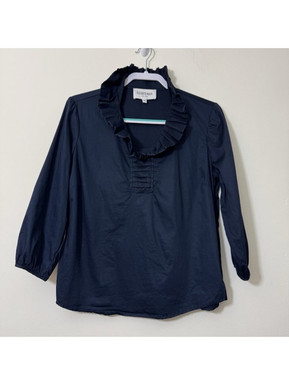 Elizabeth McKay Ruffle Pleated Neck Blouse Woman’s size 10 Stretch Long Sleeve